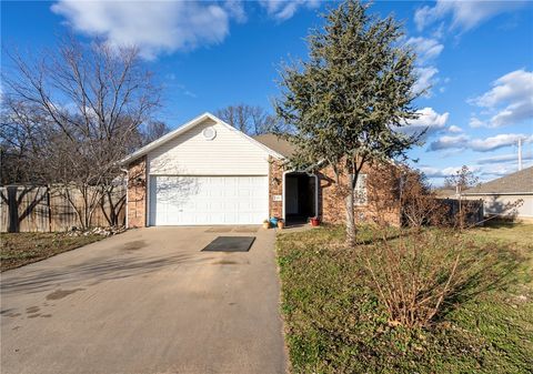 610 Avalon Drive Gentry AR 72734