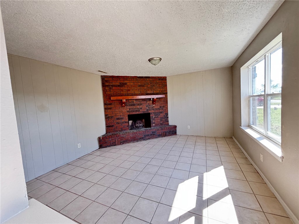 Sunset Estate - Residential Lease