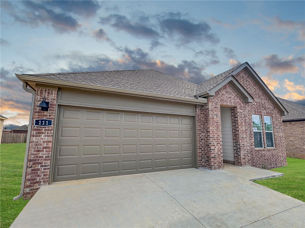 Jubilant Justin Plan in Brentwood Village, located in Springdale, close to the C.L. "Charlie and Willie George Park that consists of walking trails, dog park, splash pad, ball fields, and tennis courts close to the Don Tyson Parkway, near the highly sought-after Don Tyson School of Innovation and other schools. These brand-new homes will be 4-sided Brick! Living room will showcase a beautiful and modern Electric Fireplace with Poplar Mantle. Home will have LVP and Carpet. Kitchen will have 42-inch cabinets, lovely appliances and quartz countertops and tile backsplash. Ceiling fans in Bedroom one and the living room. Primary bedroom has a fabulous en suite with an oversized walk-in shower and elongated commode. LED lighting throughout. High efficiency AC with programmable thermostat. Come find your dream home today! Taxes and Parcel TBD.