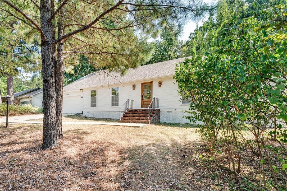 1819 E Viewpoint Drive