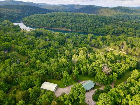 Photo of 590 County Road 214, Eureka Springs, AR 72631 (MLS # 1348552)
