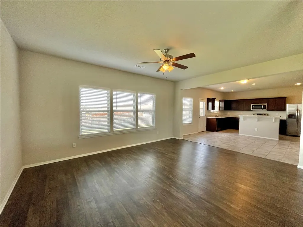 Bentonville, Arkansas 72713, United States, 4 Bedrooms Bedrooms, ,3 BathroomsBathrooms,Residential,Active,168146