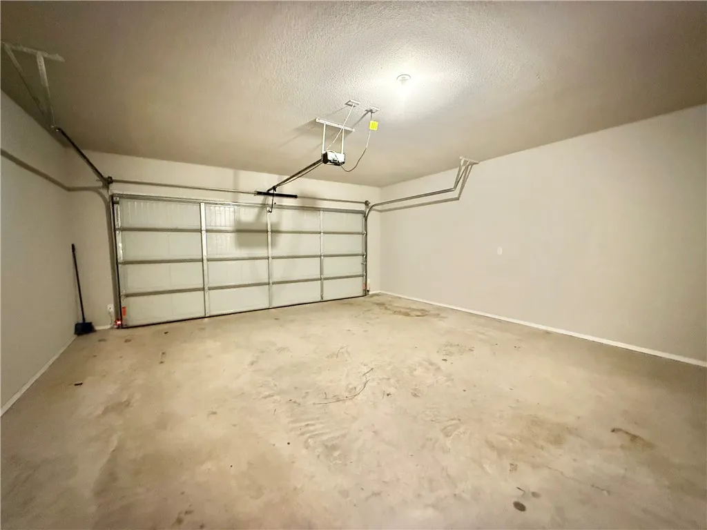 Bentonville, Arkansas 72713, United States, 4 Bedrooms Bedrooms, ,3 BathroomsBathrooms,Residential,Active,168146