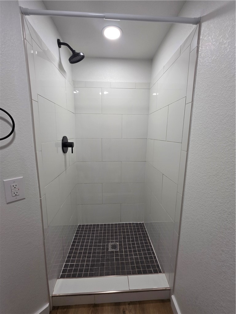 33-20-30 Bentonville - Residential Lease