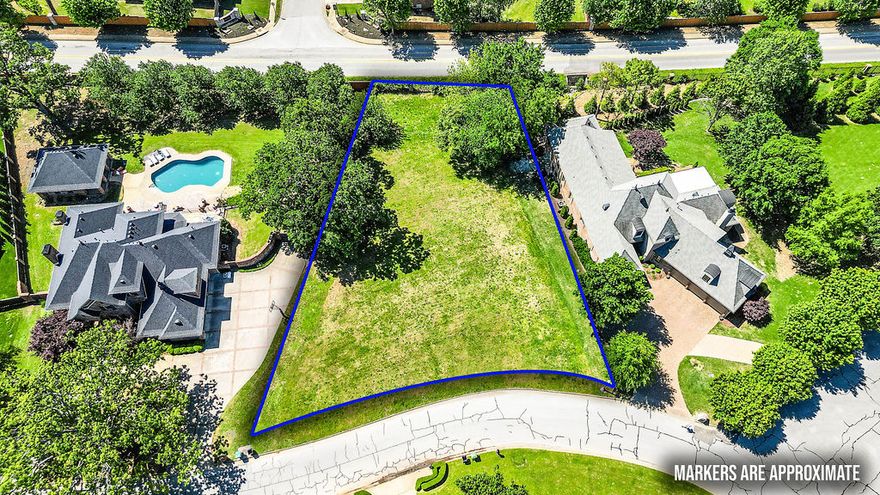 Fantastic opportunity build your dream home in one of Northwest Arkansas’ most prestigious gated golf communities! This prime homesite in Pinnacle Country Club offers the perfect blend of luxury, privacy, and convenience. Nestled on a level, build-ready lot, this property is ideal for a custom estate surrounded by upscale homes and scenic surroundings. Enjoy access to world-class amenities including golf, tennis, and a secure gated entrance, all within minutes of premier shopping, dining, and entertainment at Pinnacle Hills Promenade and the Walmart AMP. Located in the highly desirable Bentonville School District, this property offers exceptional investment potential in a rapidly growing area. Rare opportunity to secure a premium lot in a sought-after location—bring your builder and vision to life!