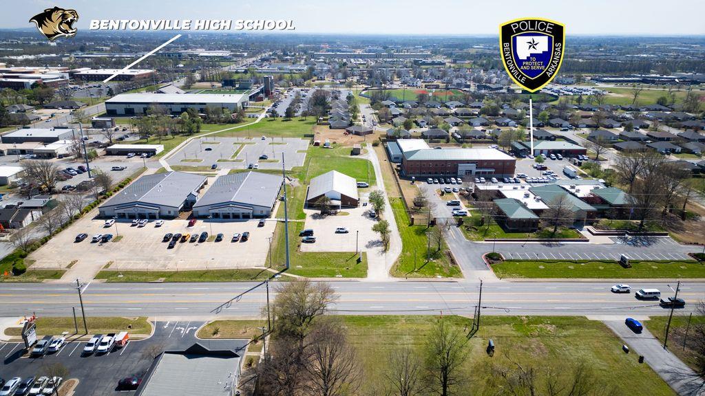 05-19-30-BENTONVILLE - Land