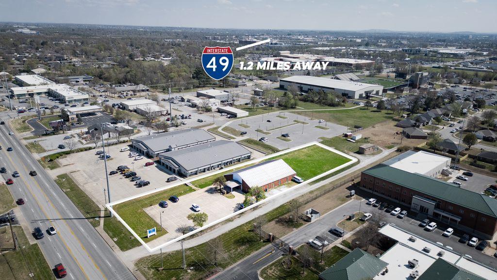 05-19-30-BENTONVILLE - Land