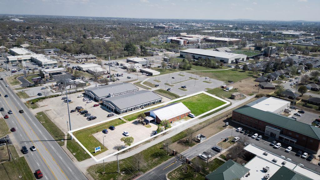 05-19-30-BENTONVILLE - Land