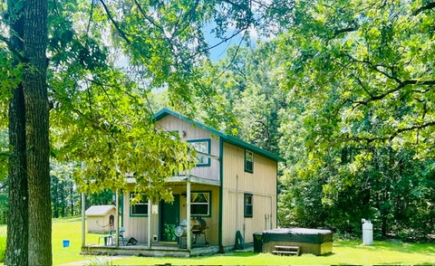 Photo of 11922 E Devils Den Road, Winslow, AR 72959 (MLS # 1360921)