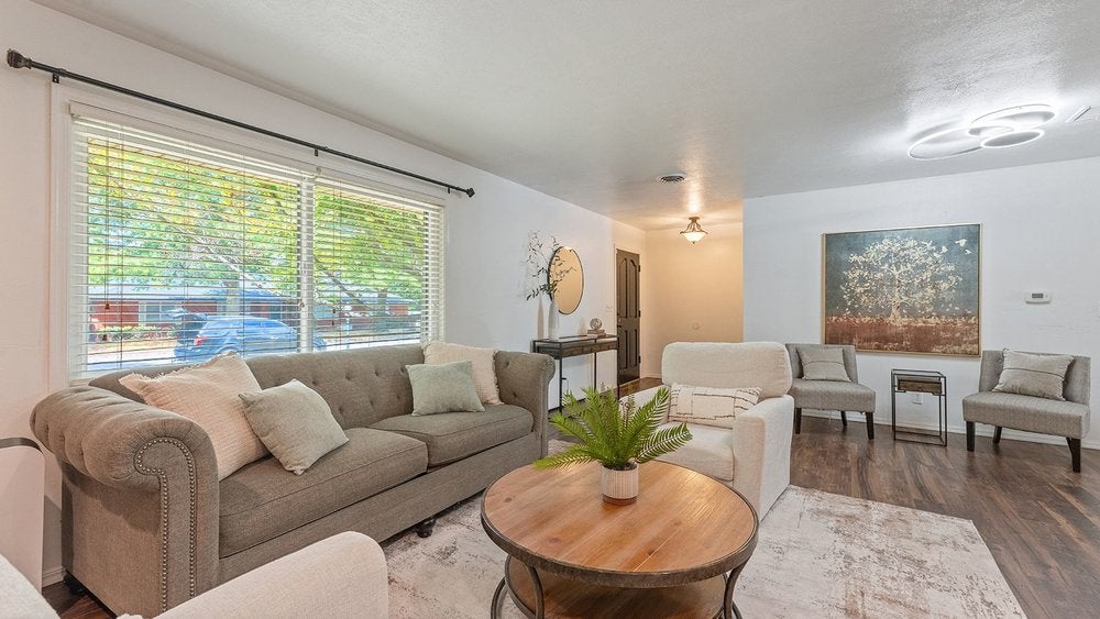 1501 Camino Real
