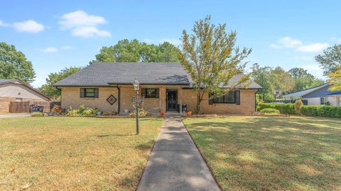 Photo of 1501 Camino Real, Springdale, AR 72762 (MLS # 1361908)