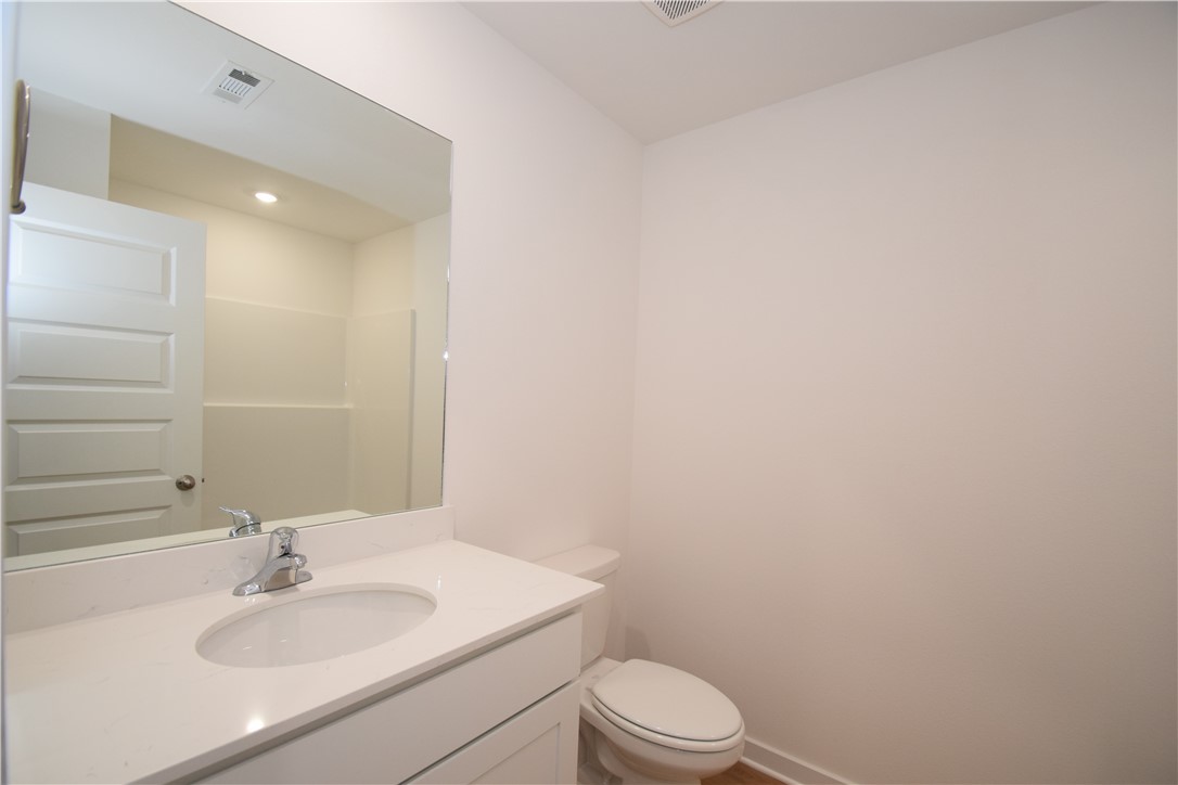 Wagon Wheel Crossing - Residential Lease