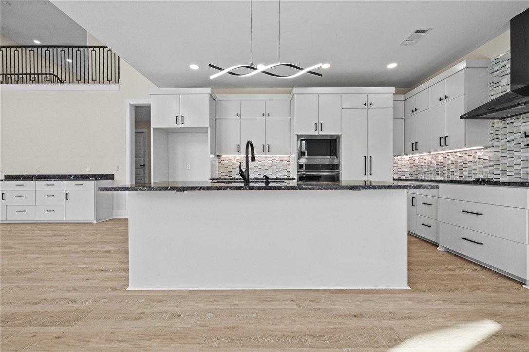 Sugar Creek Residence Cmnty Ph I - Residential
