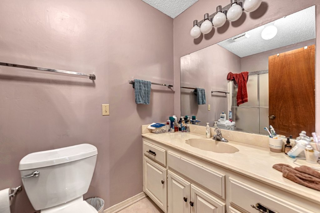 Melanie Courts Bvv - Residential