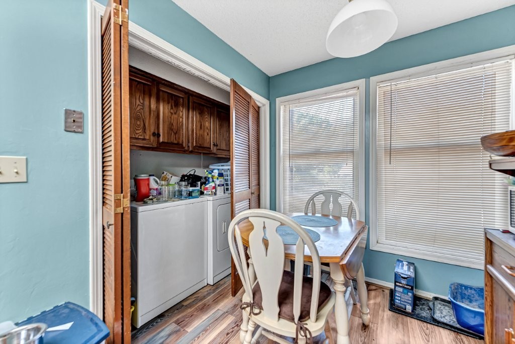 Melanie Courts Bvv - Residential