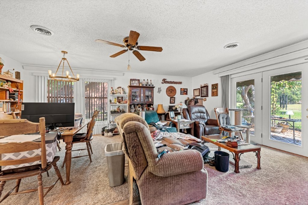 Melanie Courts Bvv - Residential