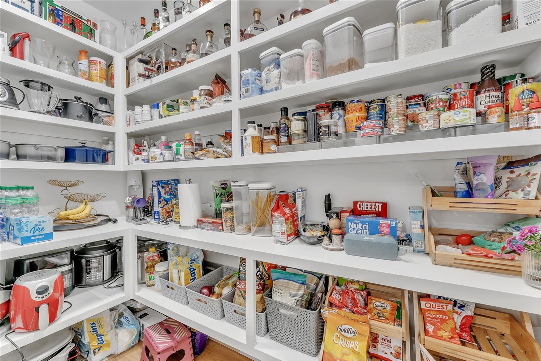 Pinnacle Sub Ph 1, The Rogers - Residential