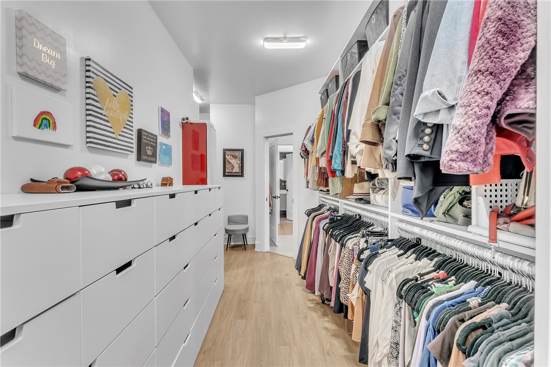 Pinnacle Sub Ph 1, The Rogers - Residential