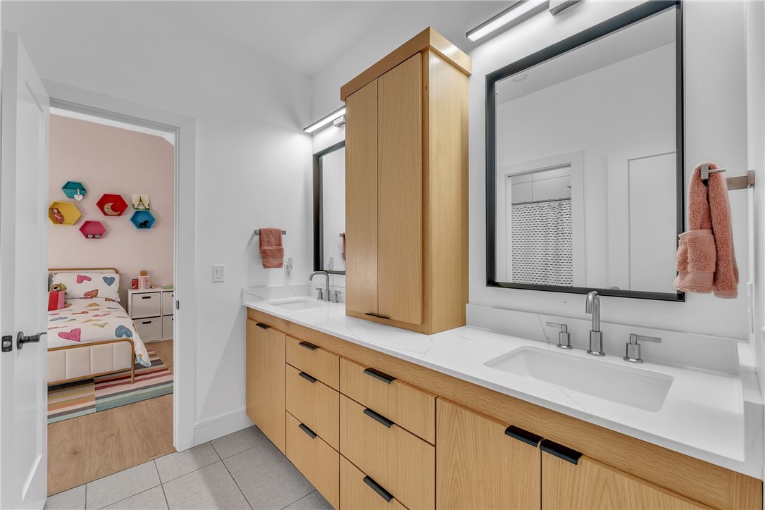 Pinnacle Sub Ph 1, The Rogers - Residential