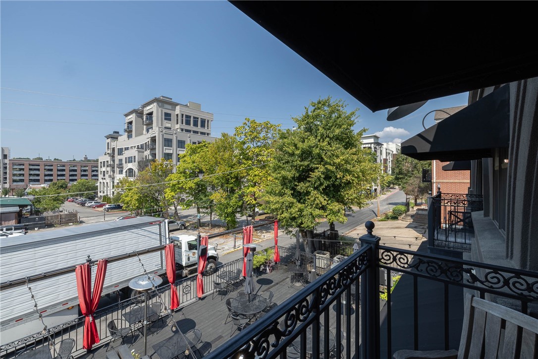 Rollston Bldg Condos Hpr - Residential