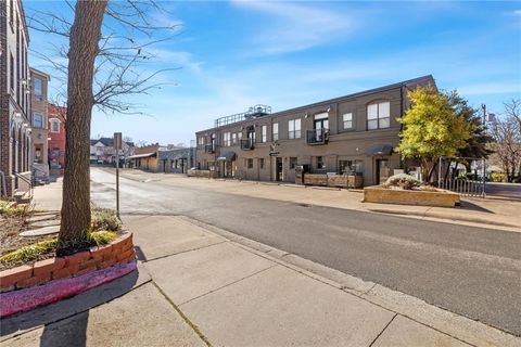 Photo of 315 N Rollston Avenue 203 #203, Fayetteville, AR 72701 (MLS # 1339924)