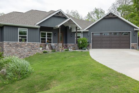 Photo of 14 Kilbernie Lane, Bella Vista, AR 72715 (MLS # 1344316)