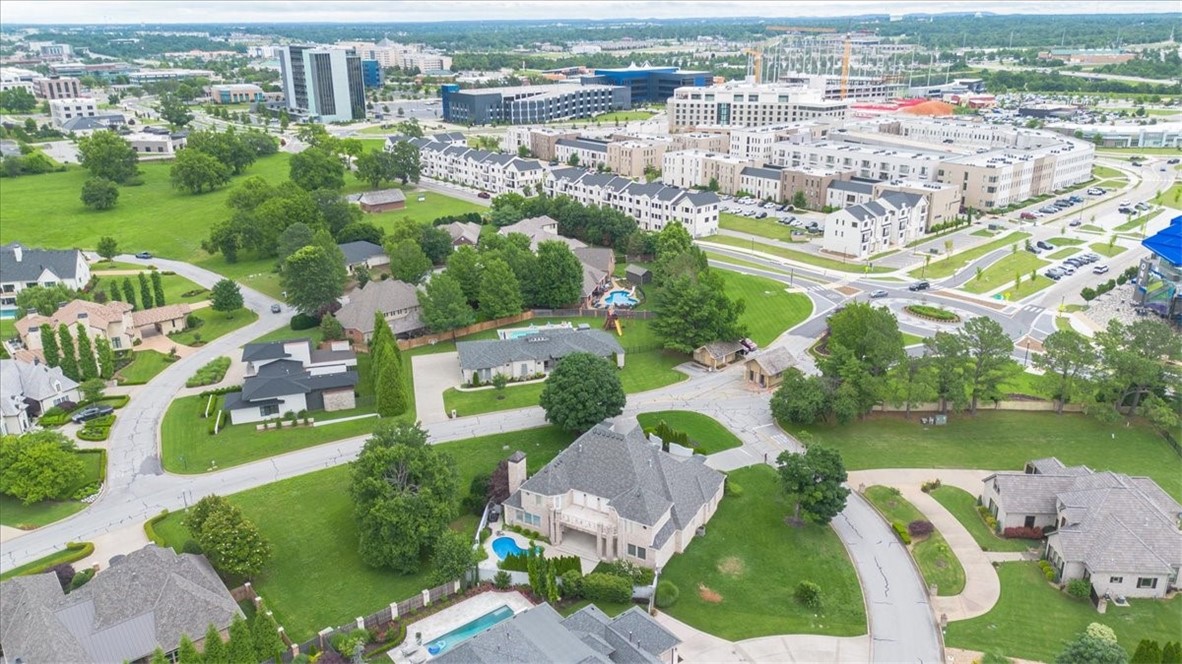 Champions Golf & Cc Rogers - Residential