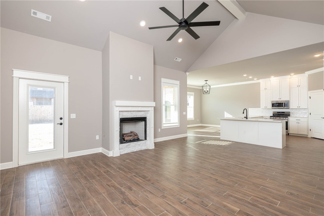 Collins Cove Sub - Residential Lease