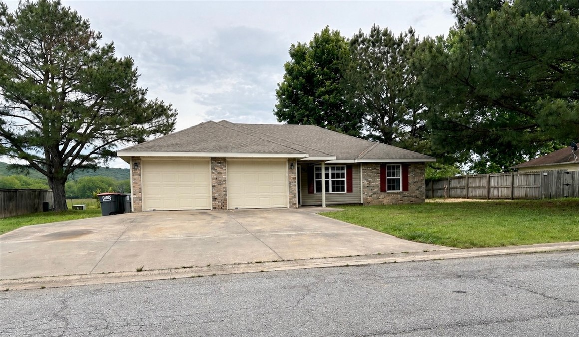 Hollybrooke Estates Ph Iii - Residential