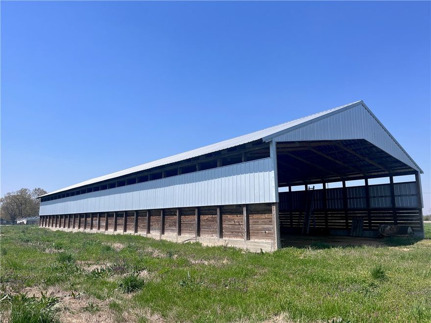 LOT 3. This large beautiful lot has been perc tested and already has a 6000 sf stacking shed and barn for your toys. No covenants so come with your dreams! Its hard to find acreage this nice + this close to town at this price. Insulated from development. Please make an appointment with agent to view. Located on White Oak Rd / CR 874.