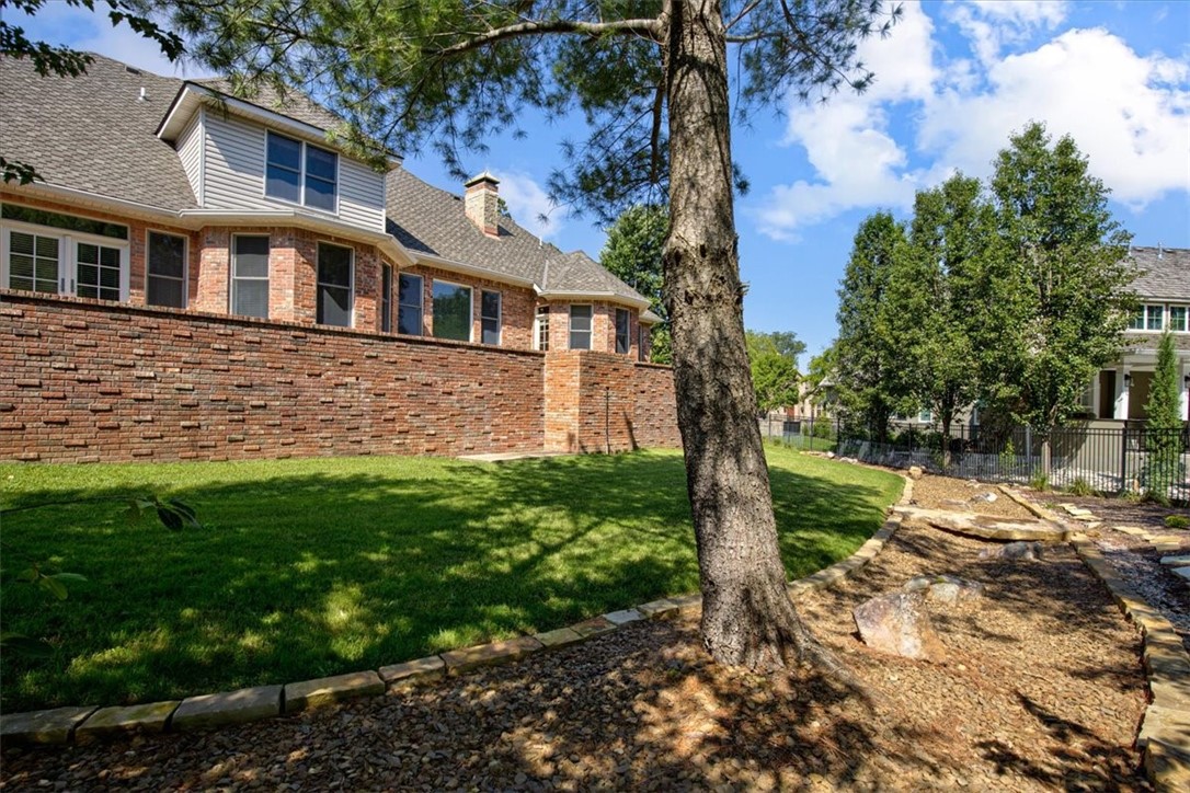 Pinnacle Champions Golf & CC Rogers - Residential