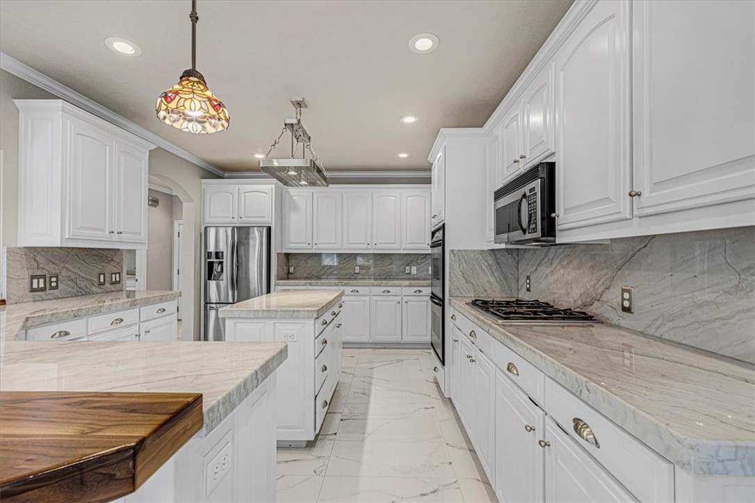 Pinnacle Champions Golf & CC Rogers - Residential