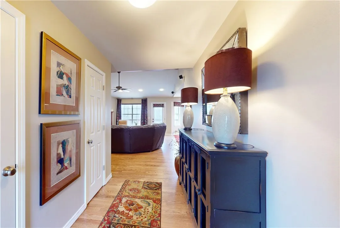 Rogers, Arkansas 72756, United States, 5 Bedrooms Bedrooms, ,4 BathroomsBathrooms,Residential,Pending,78584