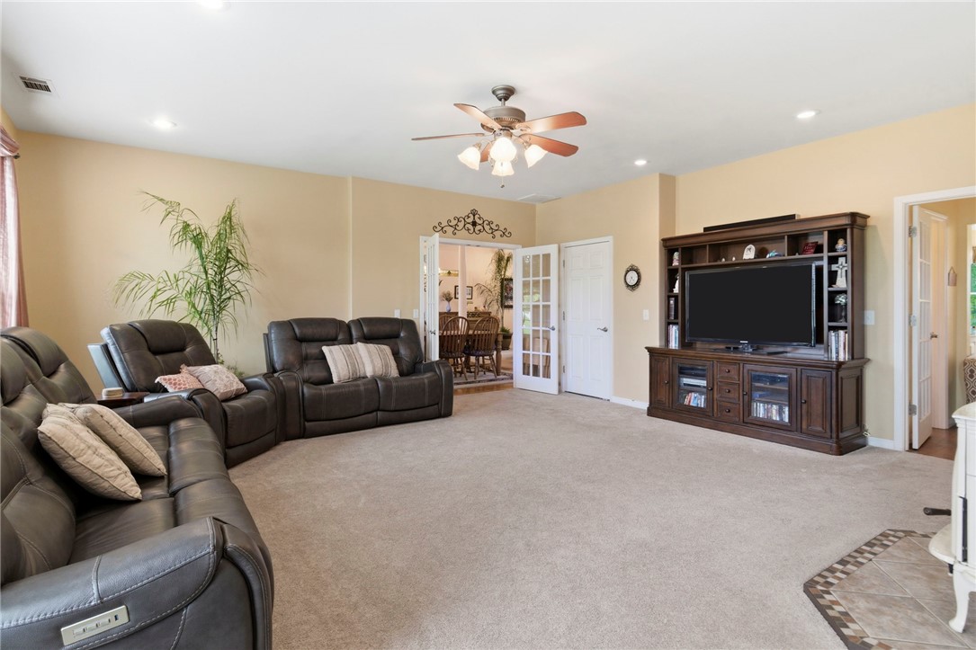 22-19-30-ROGERS - Residential