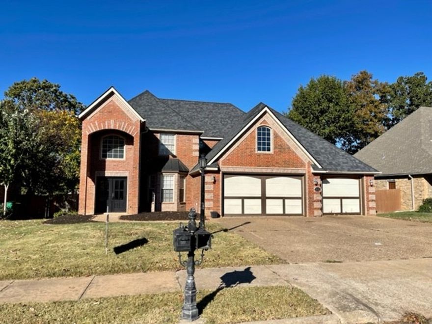 Recently Updated Home in Shenandoah Hills Subdivision in Springdale conveniently located close to I49 and 71B which allows quick access to all of North West Arkansas. With all the amenities you could want and lots of space which includes 4 bedrooms, 3.5 baths, this home wont disappoint. Nice yard with a deck for entertaining or to simply enjoy your evenings and weekends outside.