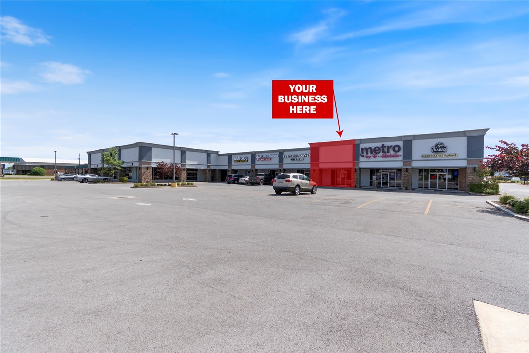 +/- 2,000 SF of versatile office or retail space now available for lease just off N Thompson St in Springdale. Situated in the well trafficked Margarita's Plaza, this property offers excellent visibility with frontage along N Thompson, which sees approx. 29,000 VPD. The space includes a welcoming reception area, a large open workspace or retail floor, five private offices, a private restroom, and a convenient back entry area. Margarita's Plaza is home to a diverse mix of tenants such as T-Mobile, La Herradura Western Wear, and El Charro Mexican Restaurant, drawing consistent foot traffic to the center. Ample parking is available at both the front and rear of the building, making it easily accessible for customers and employees alike. This location is ideal for a variety of office or retail users looking to establish a presence in the heart of Springdale.