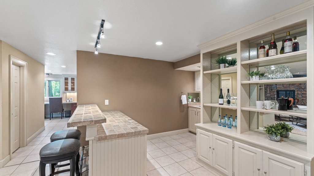 Annsborough Sub Bvv - Residential