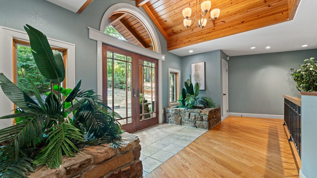 Annsborough Sub Bvv - Residential