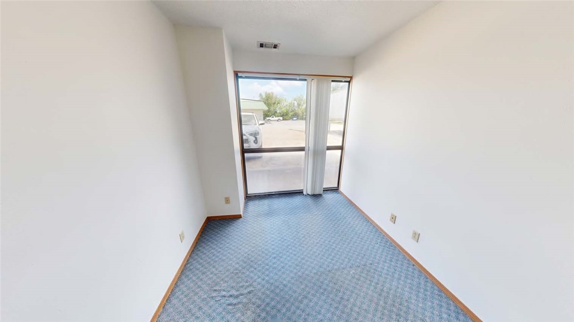Springdale Outlots - Commercial Lease