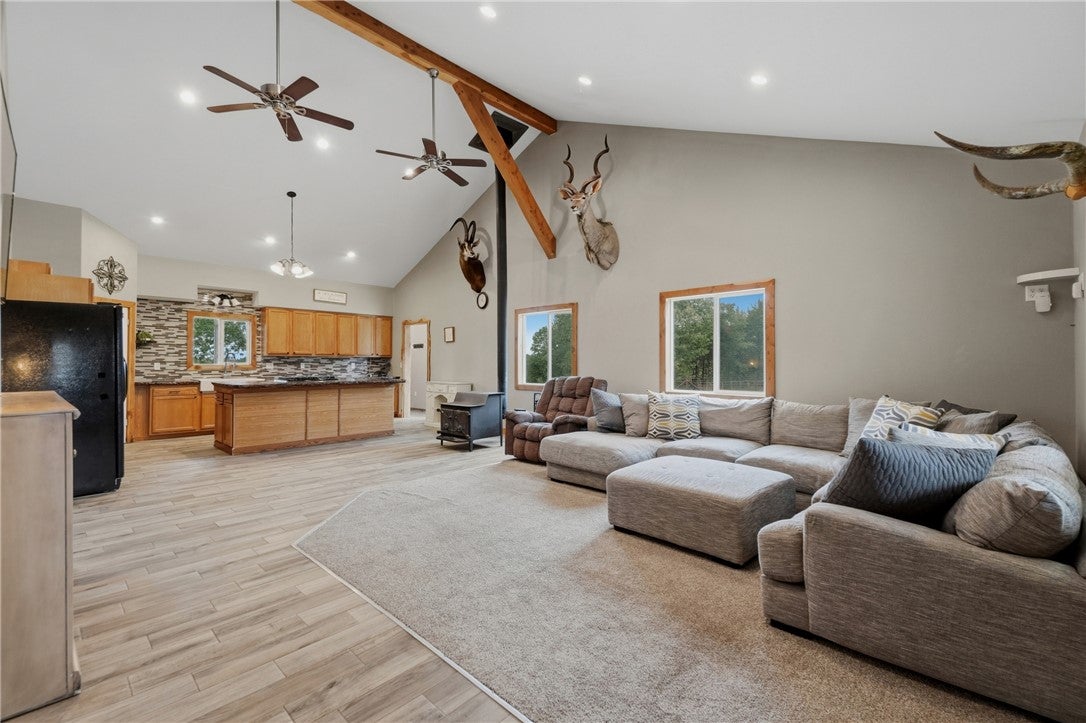 28559 Farm Road 1190