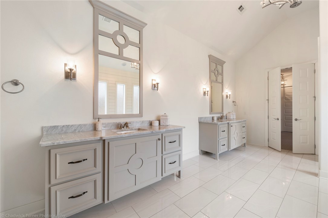 Versailles - Residential