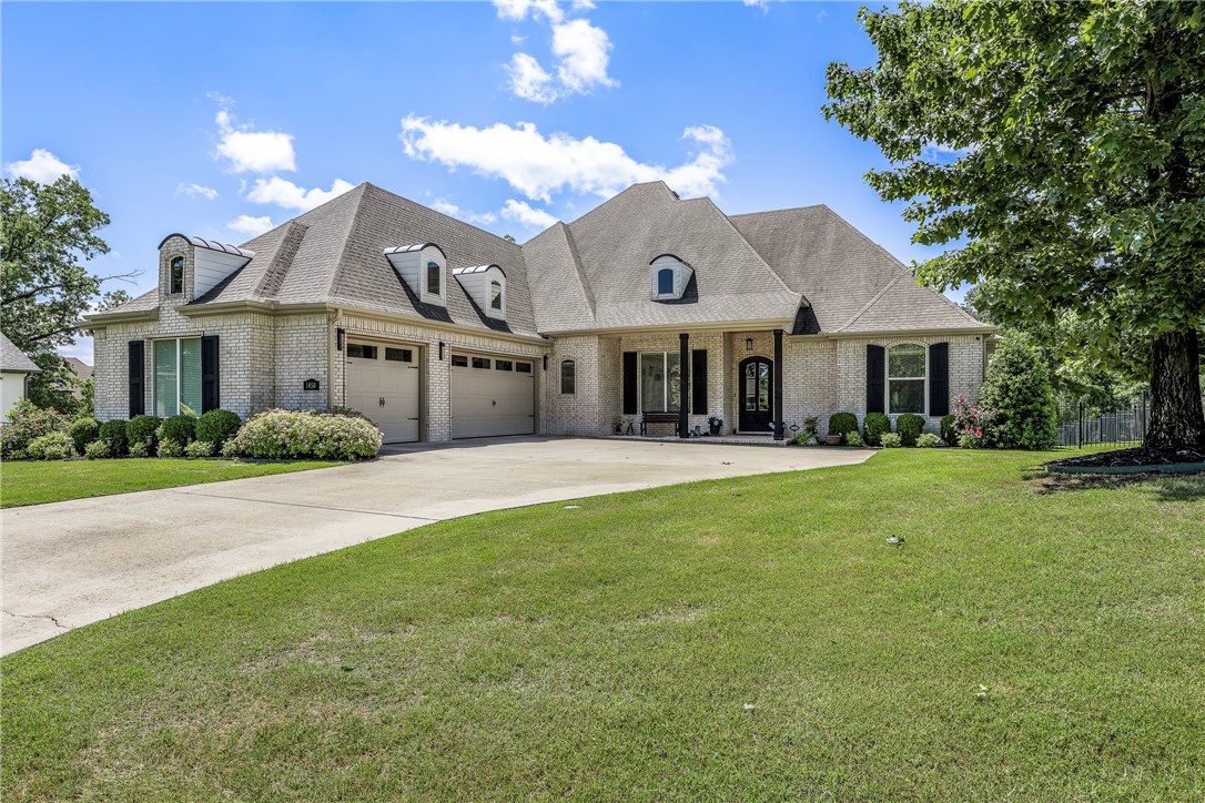 Versailles - Residential