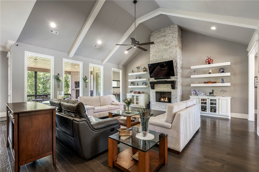 Versailles - Residential