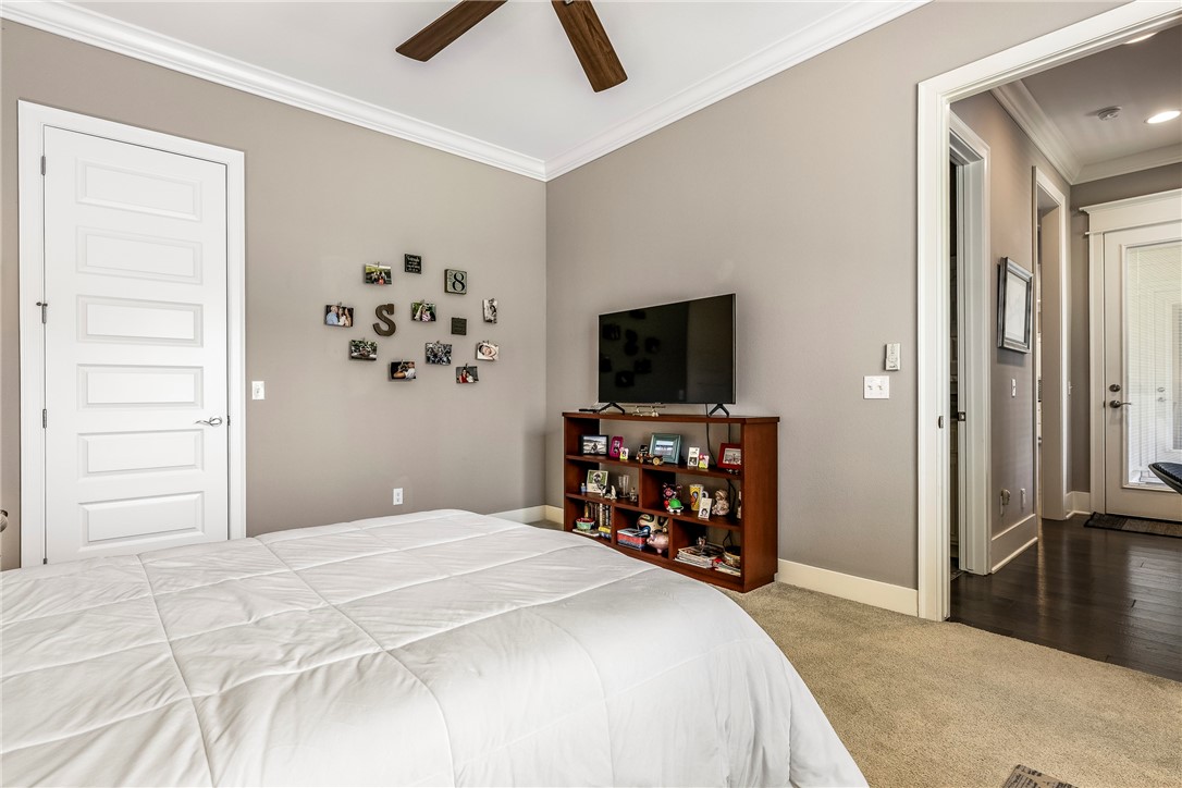 Versailles - Residential