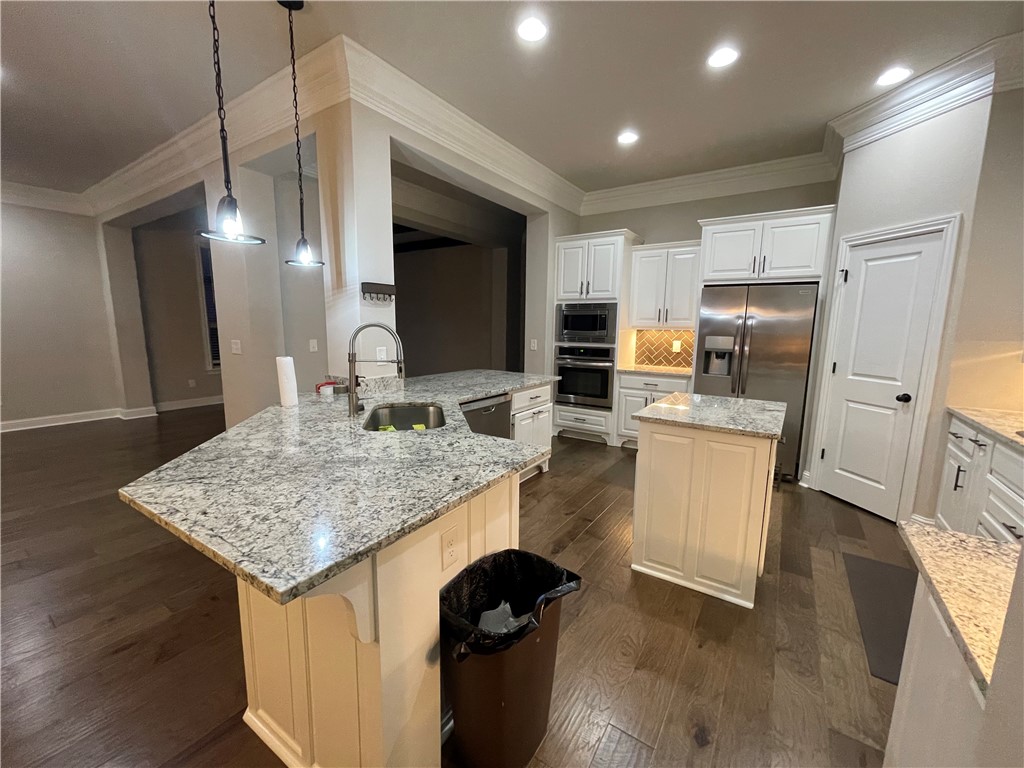 Lochmoor Club Sub Ph II Bentonville - Residential Lease