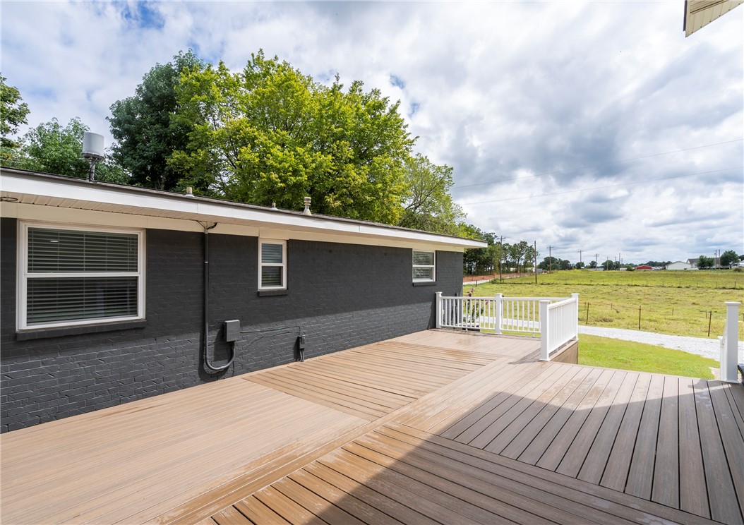 03-20-32-Gravette - Residential