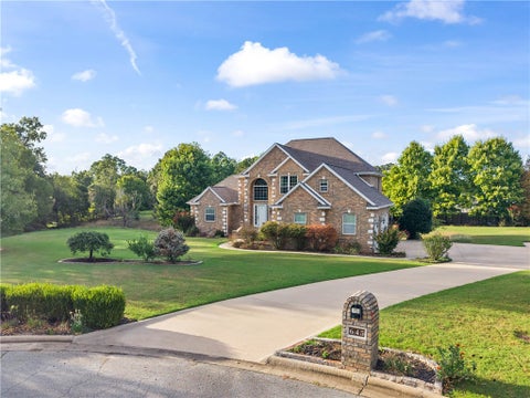 Photo of 645 N Riding Ridge Lane, Fayetteville, AR 72704 (MLS # 1362994)