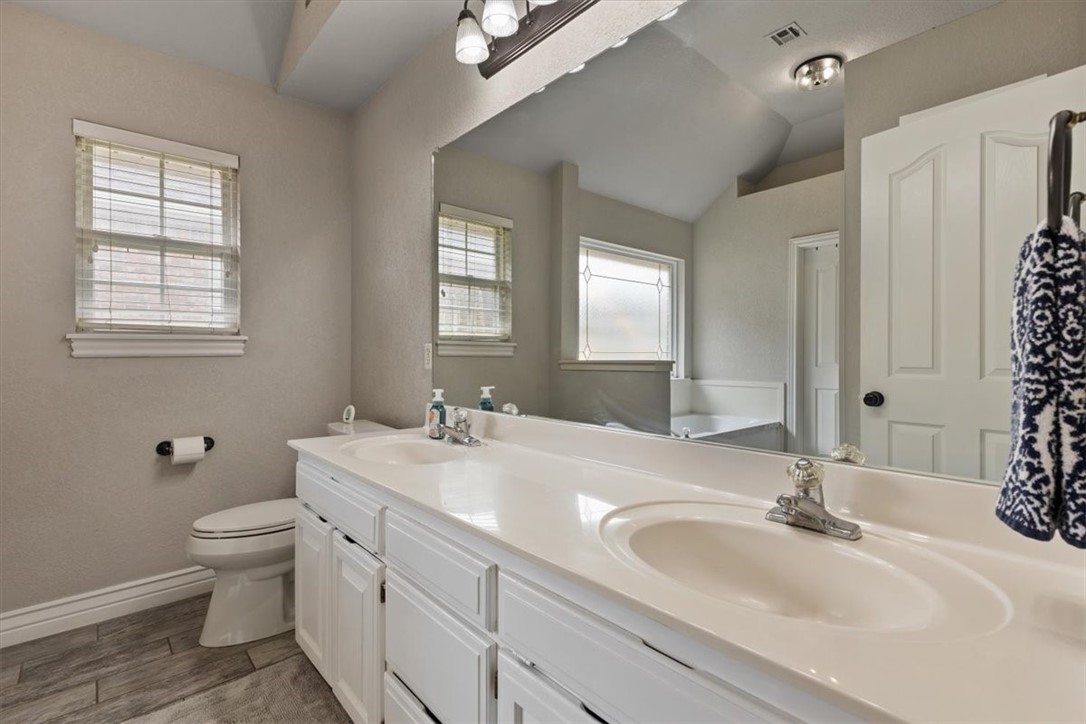 Ridgecrest Meadows Ph 2 Rogers - Residential