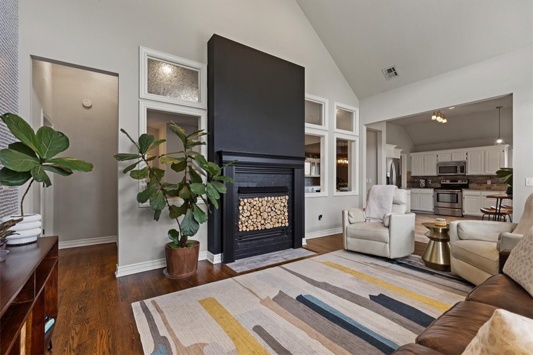 Ridgecrest Meadows Ph 2 Rogers - Residential