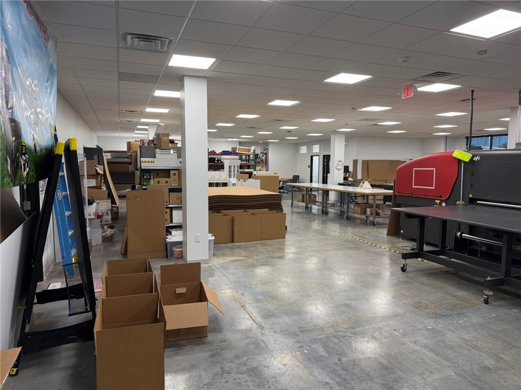 Metro Park South Rogers - Commercial Lease